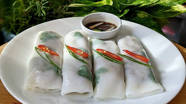 Steam Rice Noodle With Beef/Banh Uot Thit Bo.